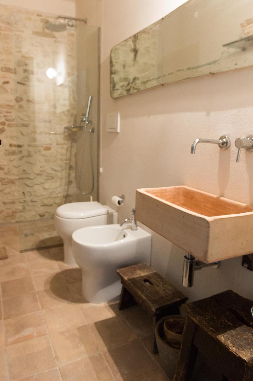 ナルニ Relais Casale Valigiヴィラ 部屋 写真