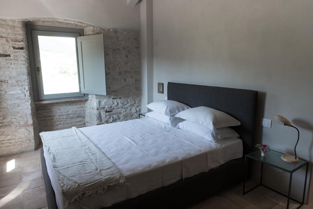 ナルニ Relais Casale Valigiヴィラ エクステリア 写真